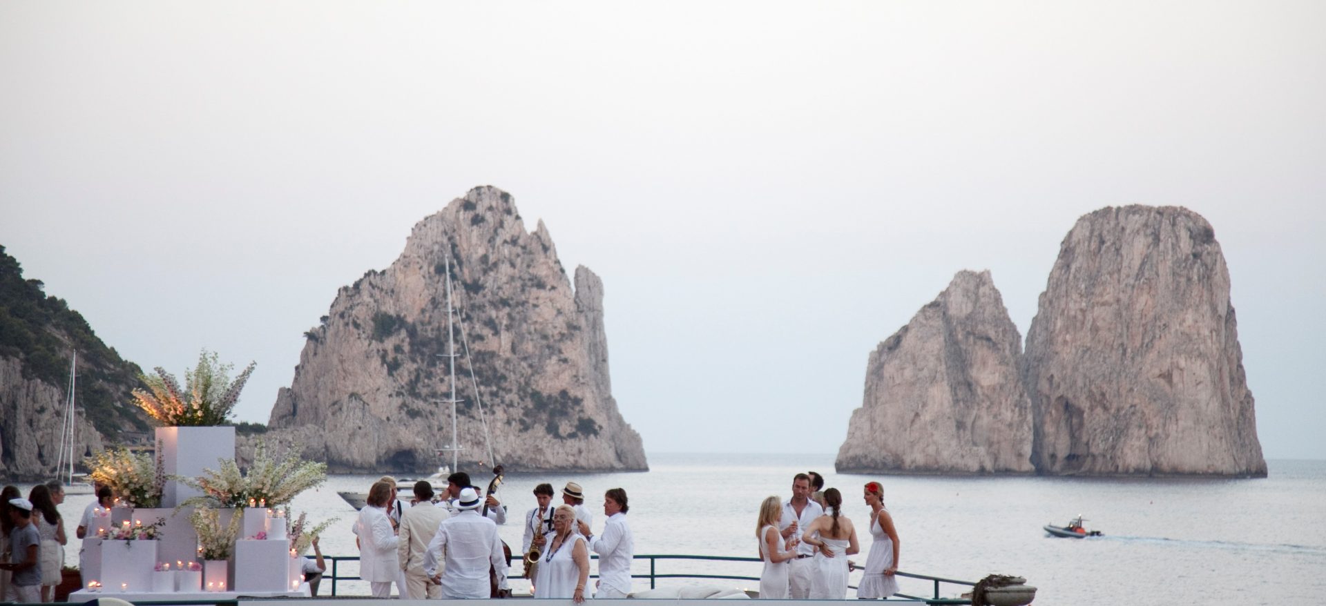 Capri Strandhochzeit Faraglioni Rocks