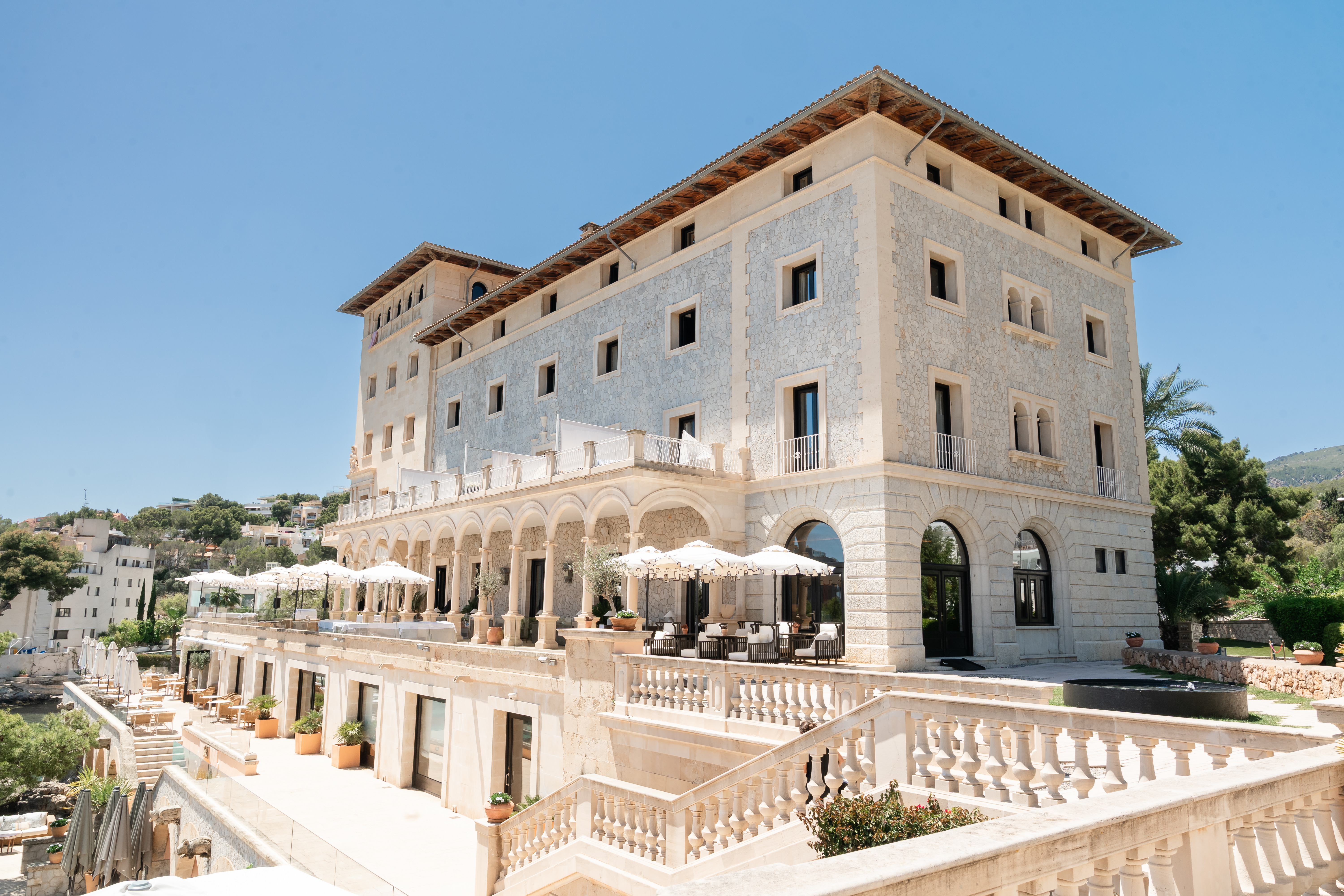 Luxus Hotel °182